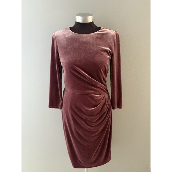 Eliza J Velvet Dress Sz 8 Pink Rose Ruched Sheath Party Cocktail Wedding - Picture 1 of 16